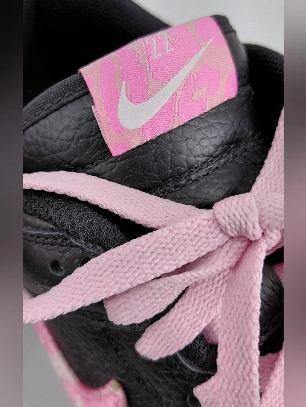 Nike Women's Black & Pink Leopard-Print Low-Top Sneakers Size 8.5 Like New